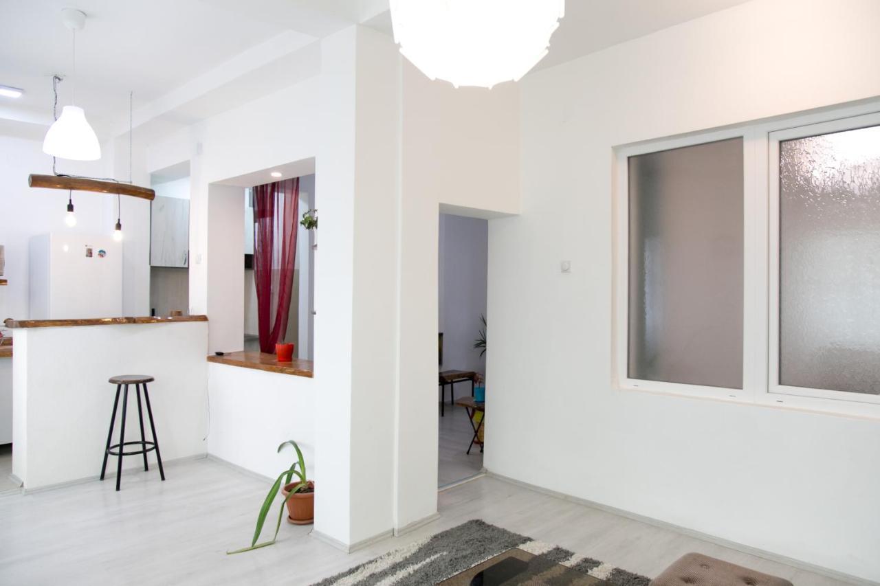 Kolev Apartments - Two Bedroom Cozy Central Apartment Skopje Exterior foto
