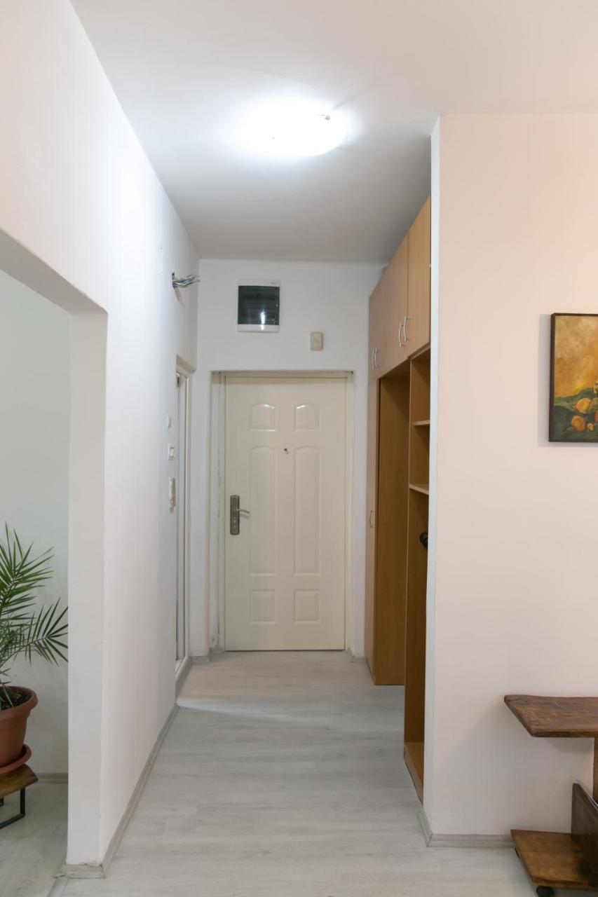 Kolev Apartments - Two Bedroom Cozy Central Apartment Skopje Exterior foto